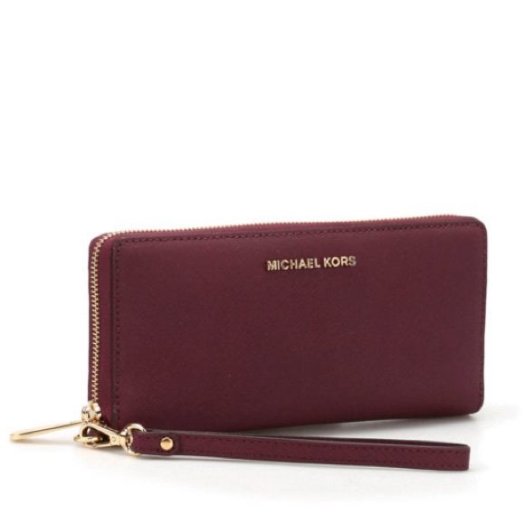 Michael Kors Jet Set Travel Large Continental Wallet with wrist strap - Picture 2 of 10